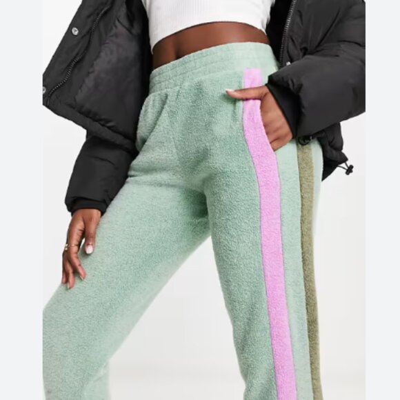 NEW  Free People Women's Blue Monday Fleece Jogger Pants Valley Girl Gre… - Picture 4 of 12